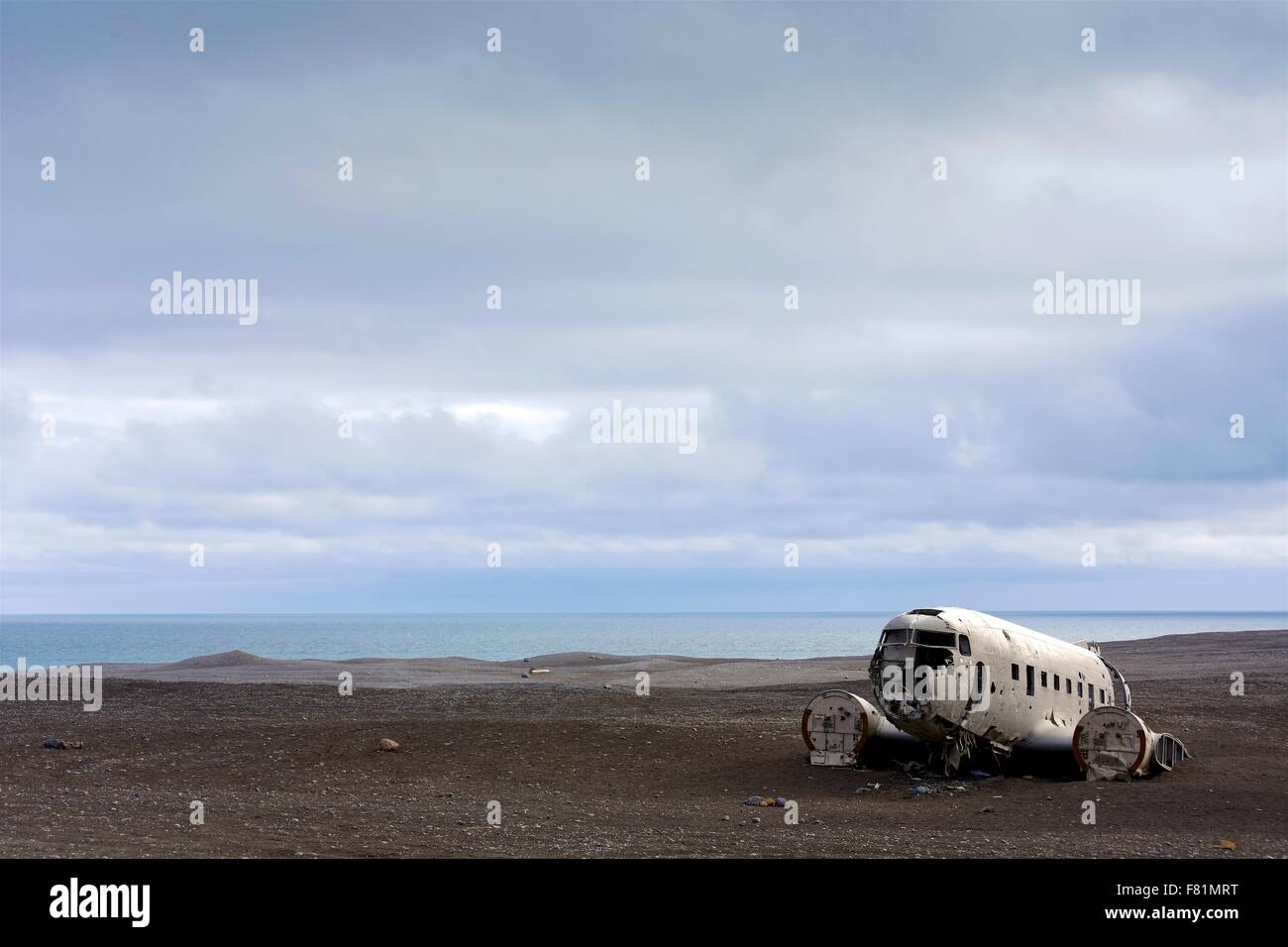 S'est écrasé à Solheimsandur plan de la Marine américaine, l'Islande sur la black sands Banque D'Images