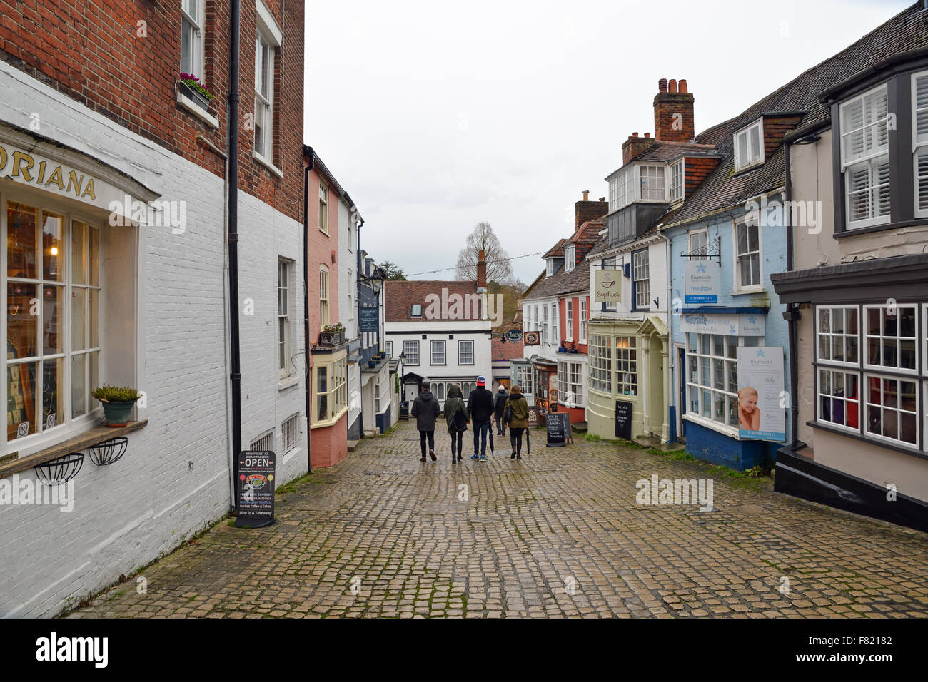 Rue pavée, à Lymington New Forest District Hampshire UK Banque D'Images