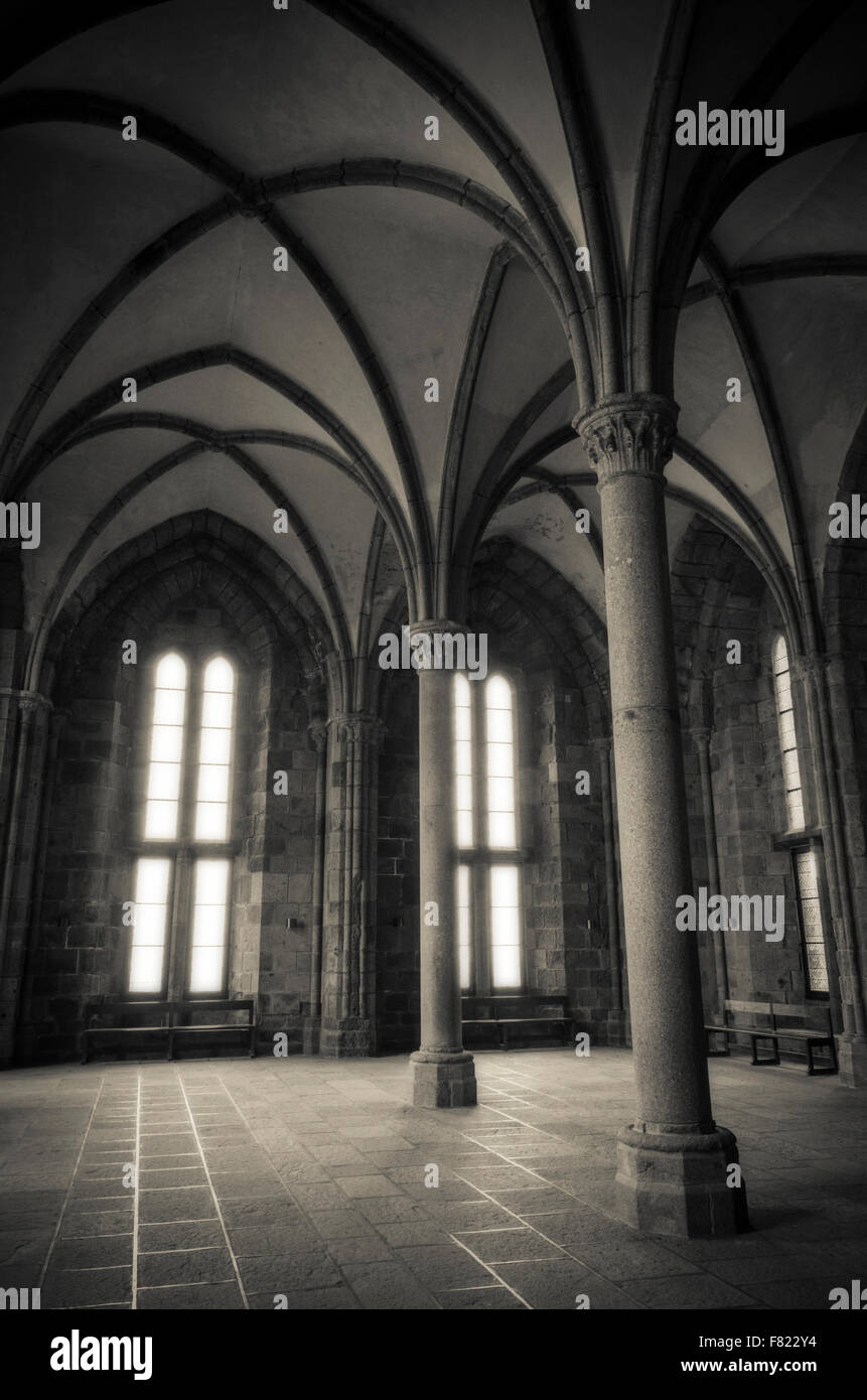 L'intérieur de l'abbaye, monastère du Mont Saint-Michel, Normandie, France Banque D'Images