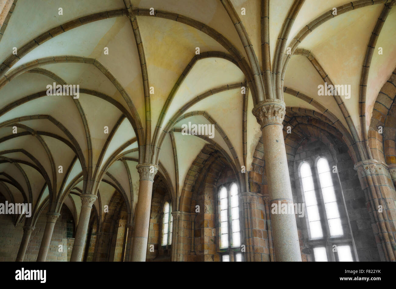 L'intérieur de l'abbaye, monastère du Mont Saint-Michel, Normandie, France Banque D'Images