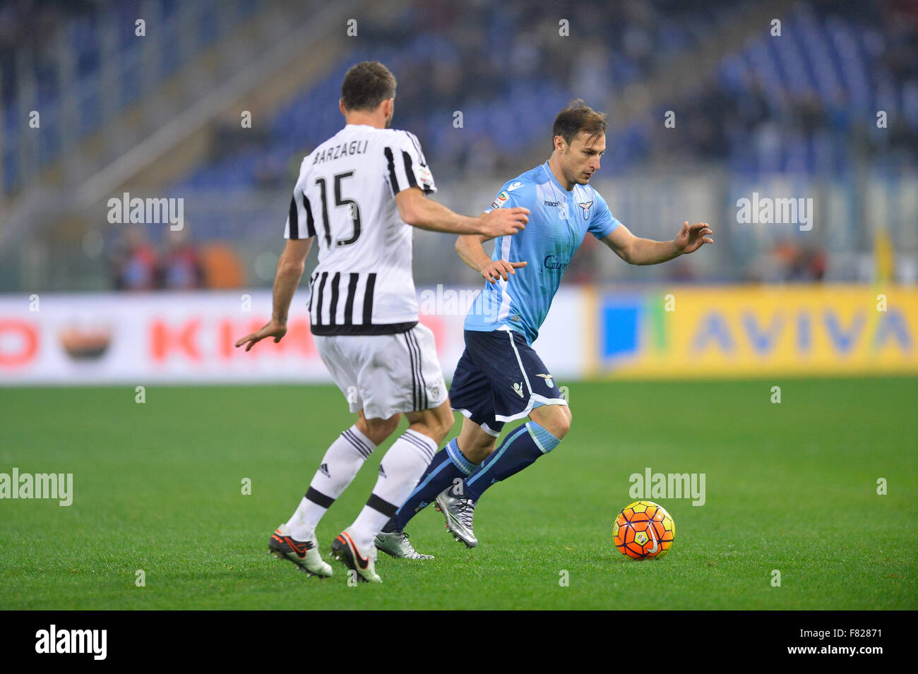 Rome, Italie. 06Th Nov, 2015 partisans. endant la Juventus Serie A italienne football match S.S. Lazio vs C.F. La Juventus au Stade olympique de Rome, le 04 December, 2015. Credit : Silvia Lore'/Alamy Live News Banque D'Images Rome, Italie. 06Th Nov, 2015 partisans. endant la Juventus Serie A italienne football match S.S. Lazio vs C.F. La Juventus au Stade olympique de Rome, le 04 December, 2015. Credit : Silvia Lore'/Alamy Live News Banque D'Images