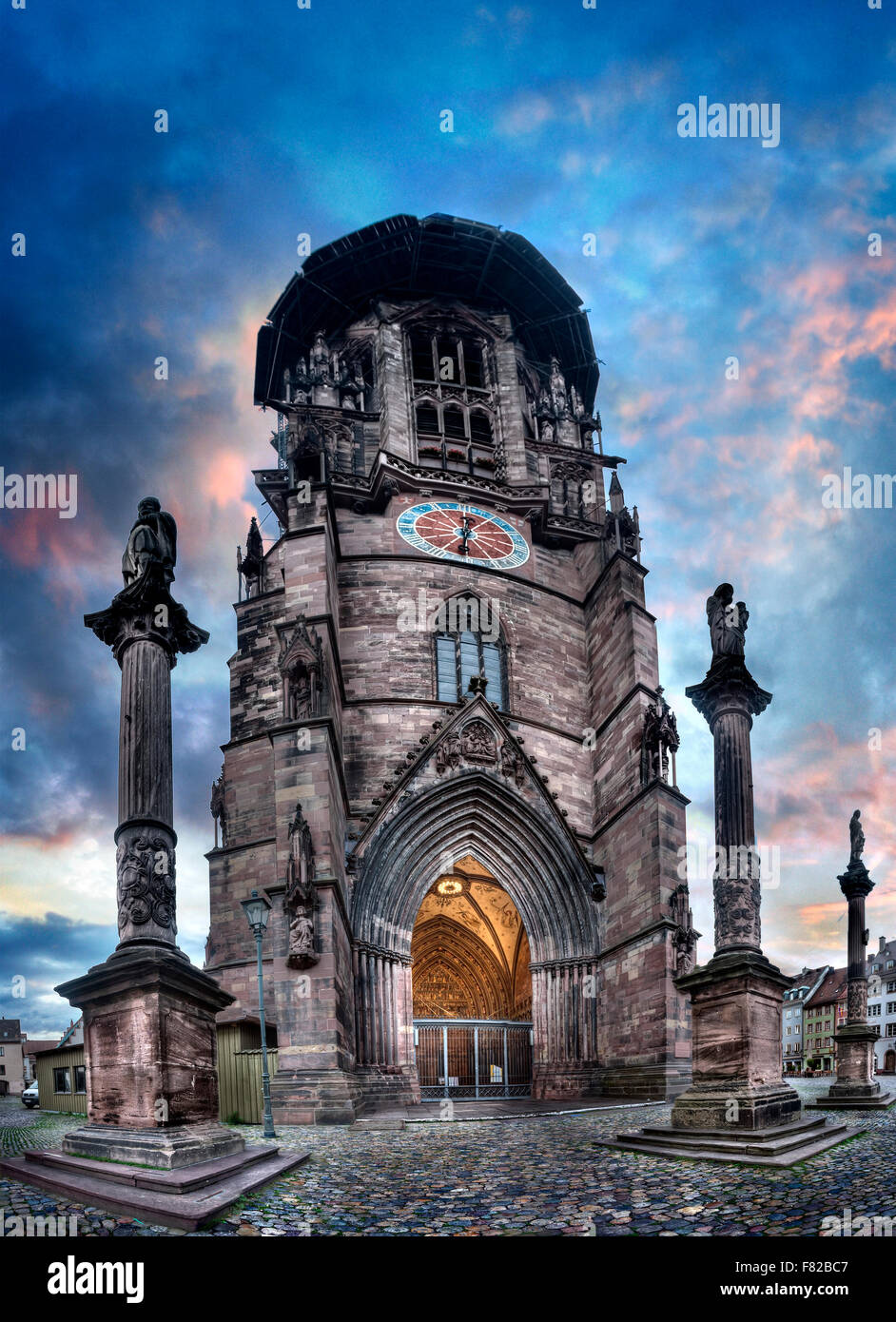 La Cathédrale de Fribourg, Forêt Noire, Allemagne. Banque D'Images