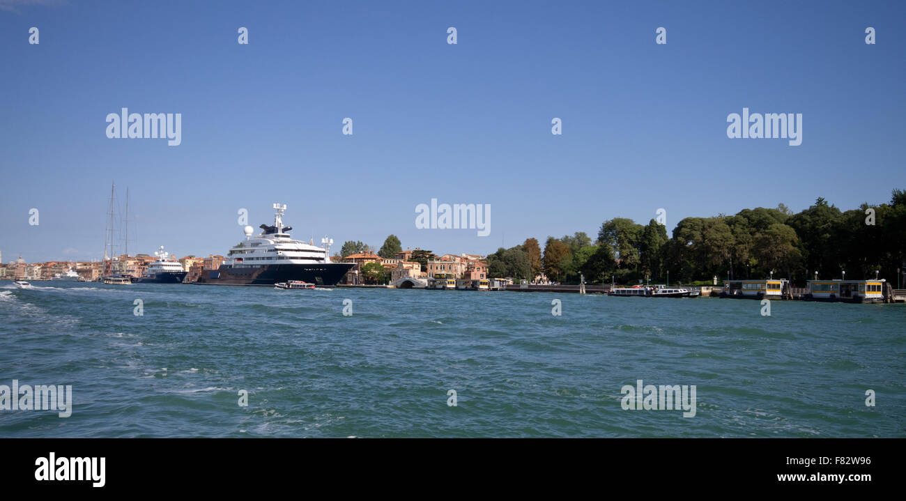 Poulpe Super Yacht à Venise Banque D'Images