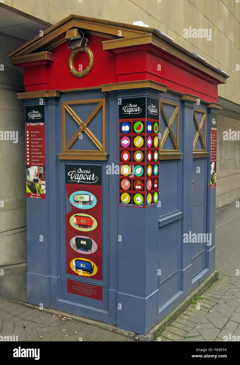 Un policebox maintenant Édimbourg Vaping shop,Edinburgh, Ecosse, Royaume-Uni Banque D'Images