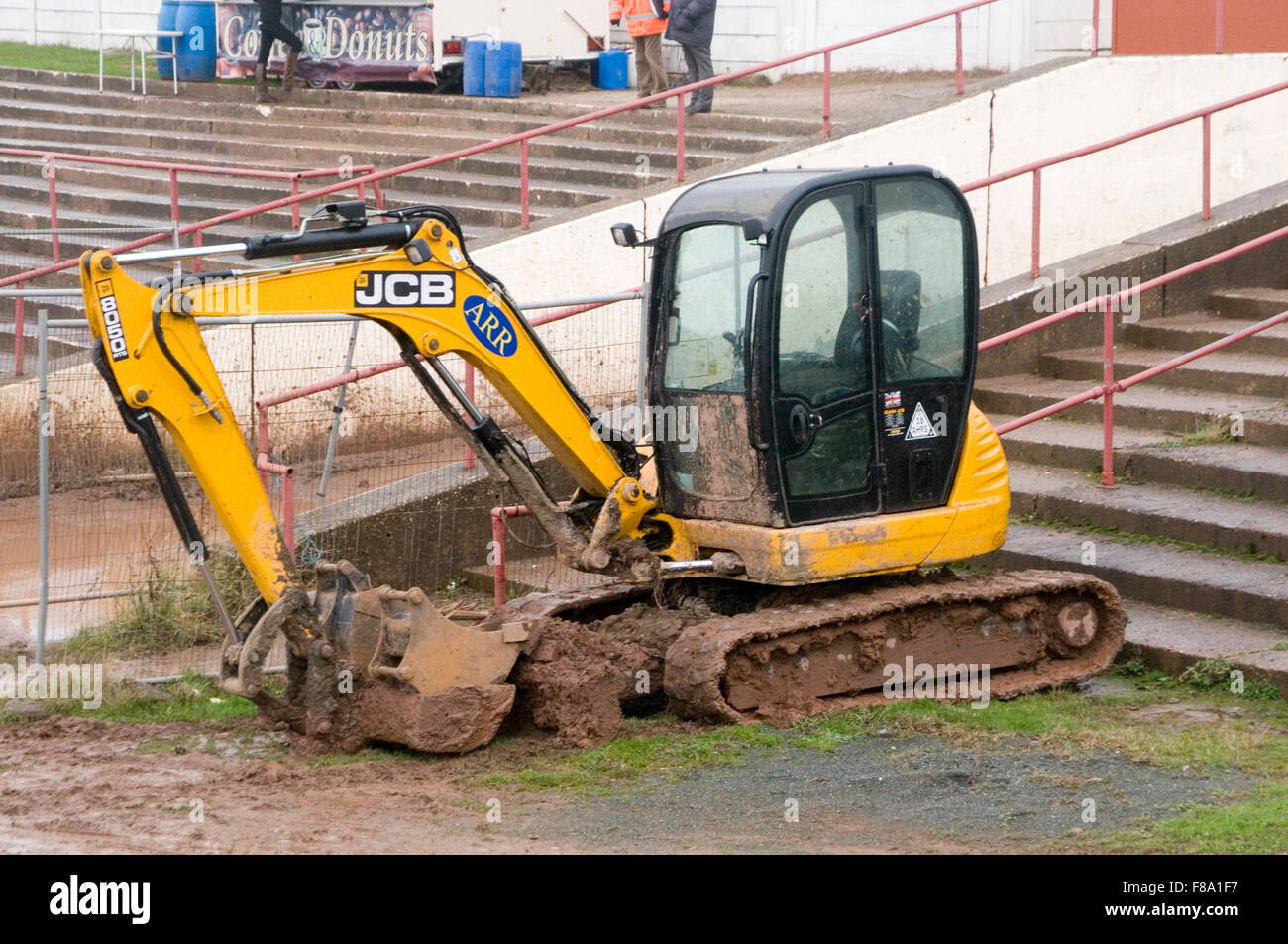 Jcb mini digger génie civil movers terre bras hydraulique pelle excavateurs chenilles chenilles chenilles d'armes Banque D'Images