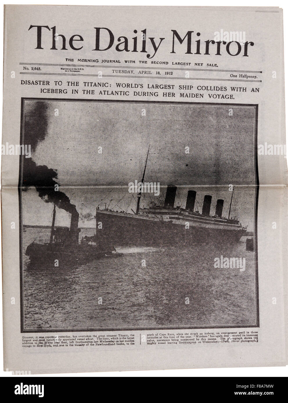 Une reproduction de la Daily Mirror journal avec le titre que le Titanic a coulé. Banque D'Images Une reproduction de la Daily Mirror journal avec le titre que le Titanic a coulé. Banque D'Images