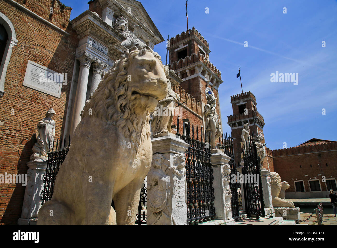 Statue de Lion à l'arsenal Castello Venise Italie Banque D'Images