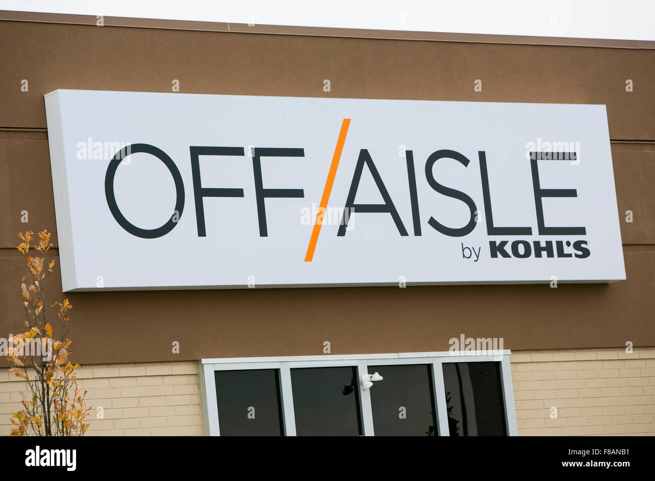 Un logo affiche à l'extérieur d'un Off-Aisle par Kohl's store à Cherry Hill, New Jersey le 22 novembre 2015. Banque D'Images