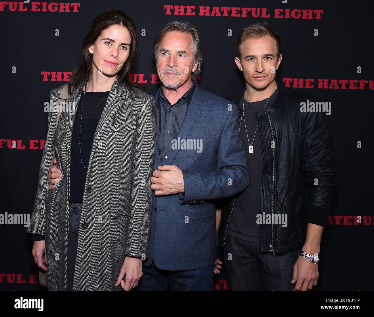 Hollywood, Californie, USA. 7 Décembre, 2015. Don Johnson, Kelley Phleger & Jesse Johnson arrive pour la première du film 'l'odieuse huit' au cinéma Dome Theatre. Credit : Lisa O'Connor/ZUMA/Alamy Fil Live News Banque D'Images