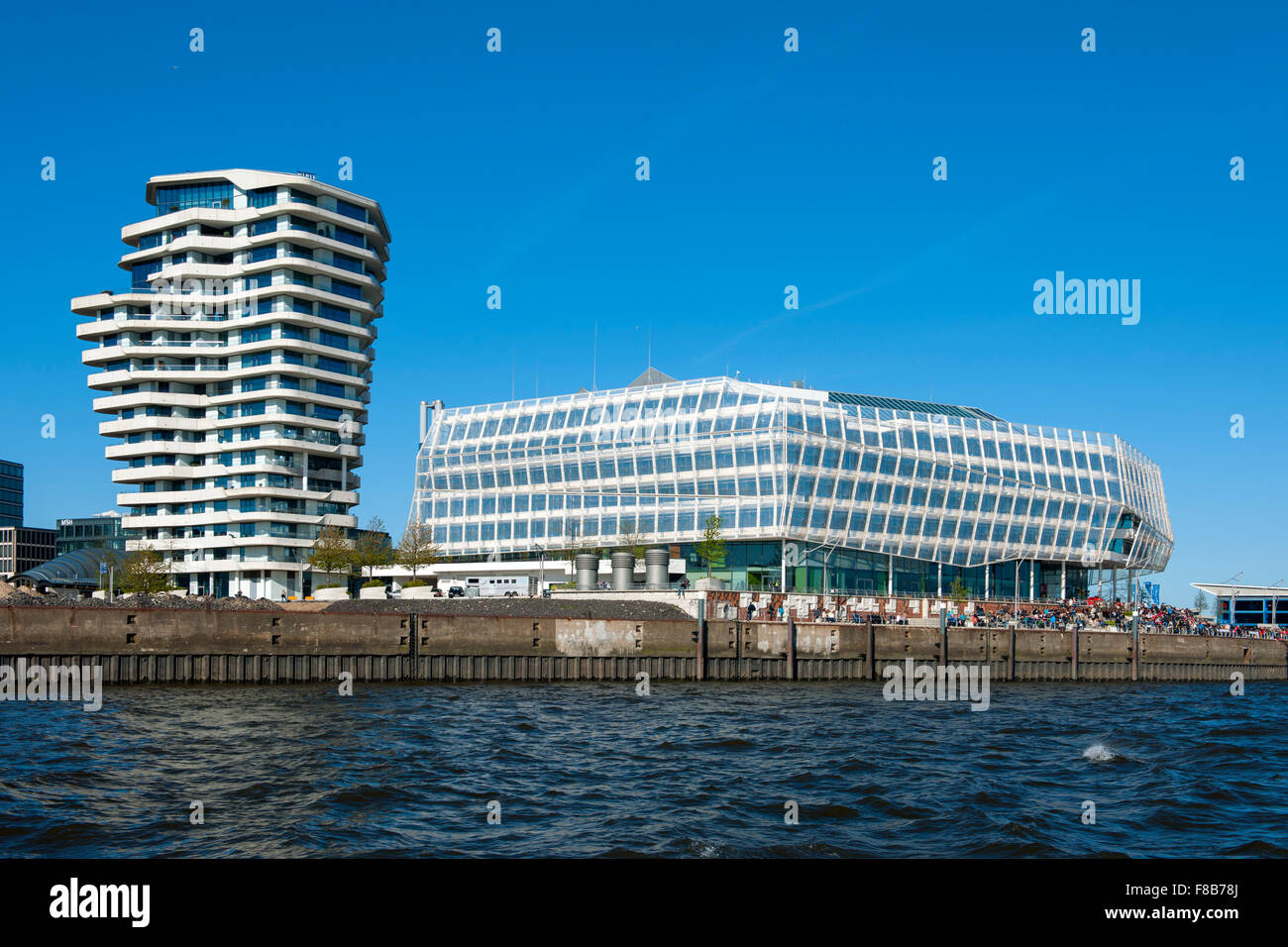 Deutschland, Hambourg, HafenCity, Unilever-Haus Strandkai, 1 liens, Marco-Polo der-Tour, Blick von der Norderelbe Banque D'Images