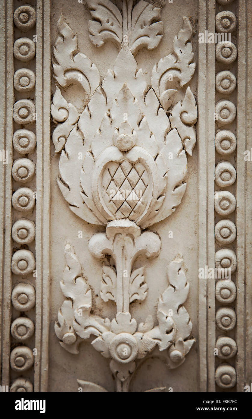 Image d'une fleur de lotus de décoration sculpture. Banque D'Images