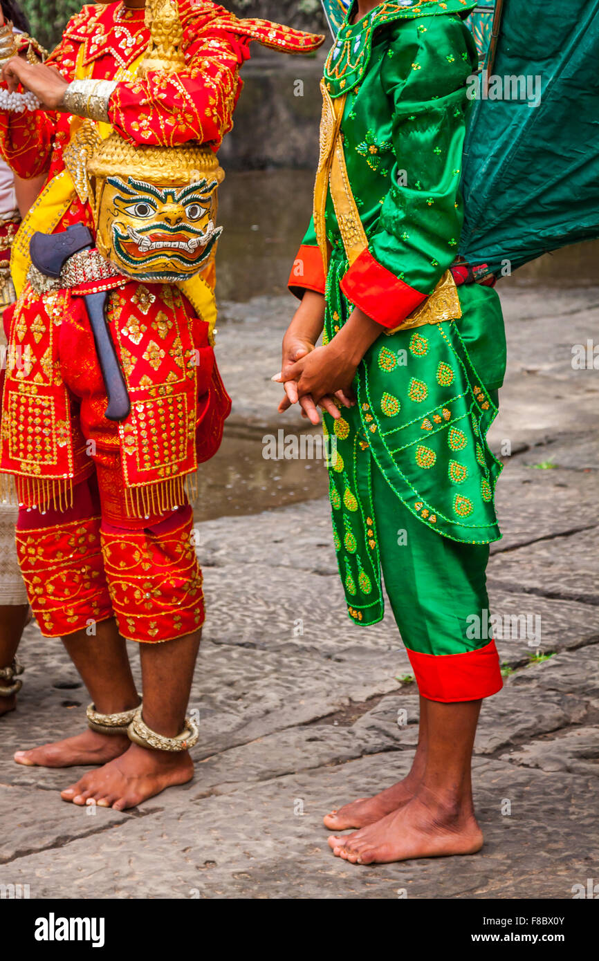 Portez le costume traditionnel d'artistes à Angkor, Cambodge Siemriep,temple. Banque D'Images