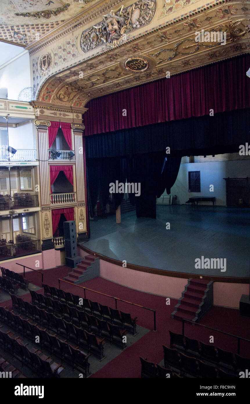 L'intérieur de l'étape Teatro Tomas Terry Théâtre sur la place principale / plaza à Cienfuegos sur l'île de Cuba Banque D'Images