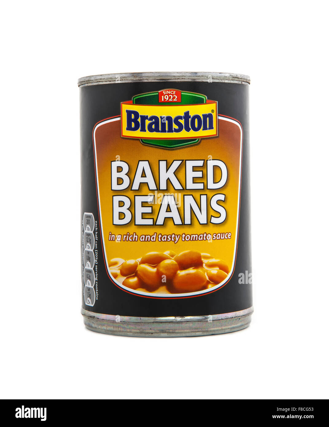 Tin de Branston haricots cuits au four dans une riche et savoureuse sauce tomate sur un fond blanc Banque D'Images