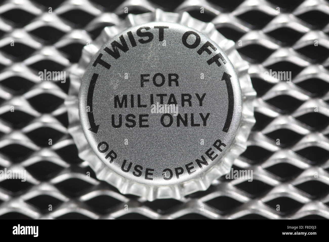 Twist off beer bottle cap Banque d'image et photos Alamy