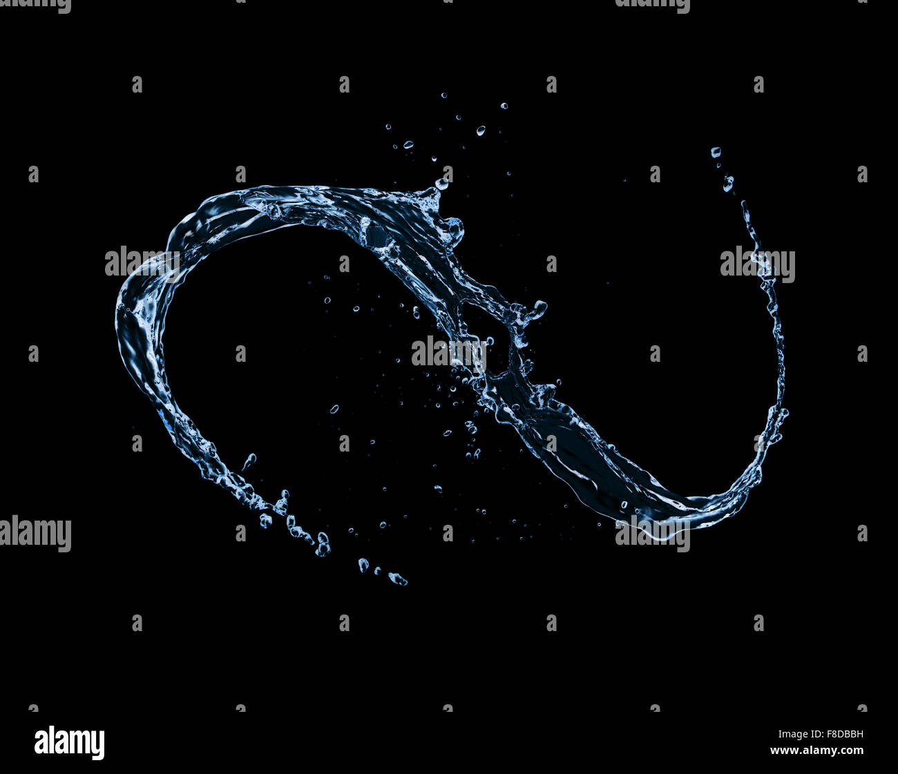 Les éclaboussures d'eau isolé sur fond noir Banque D'Images