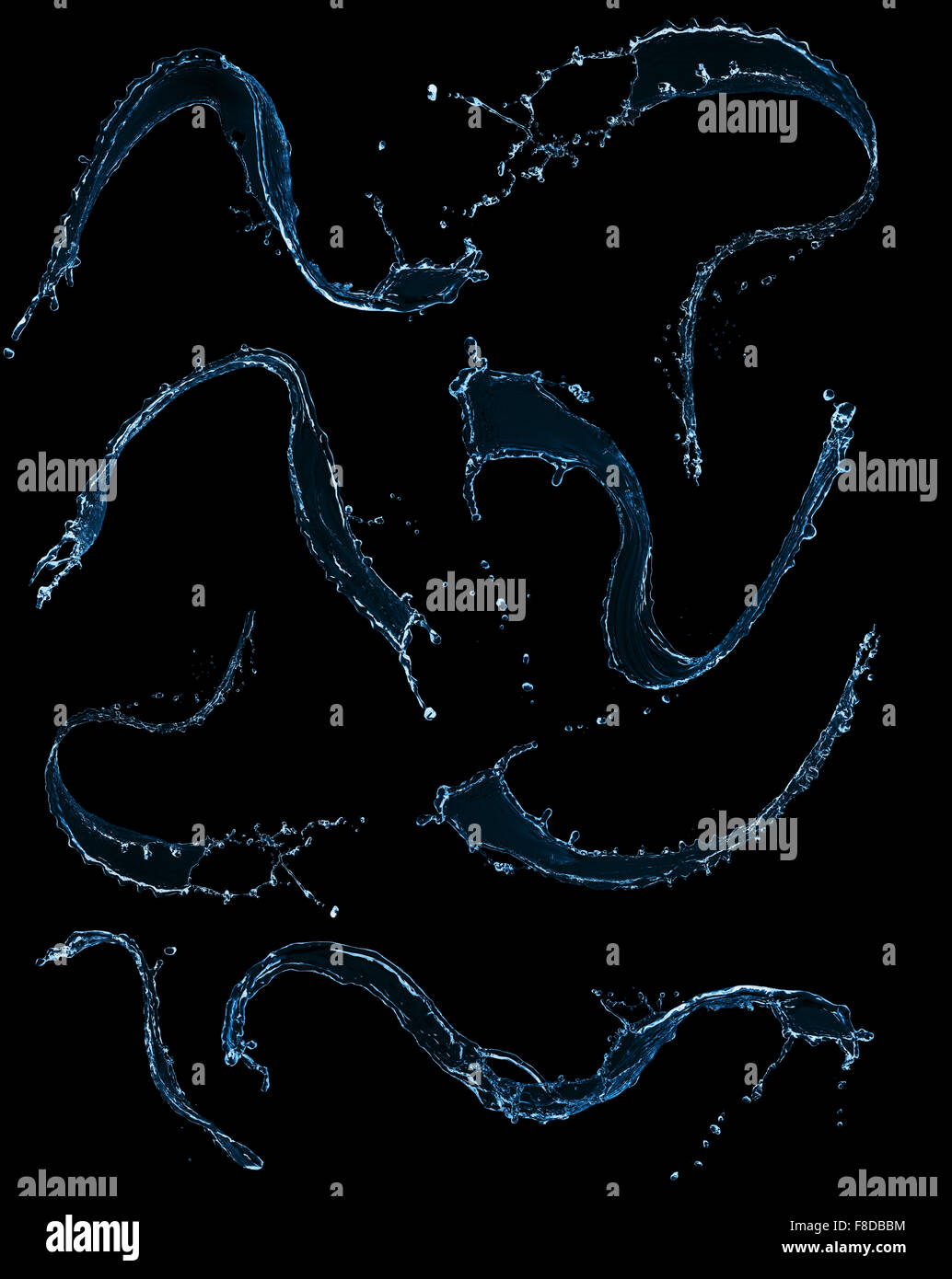 Les éclaboussures d'eau isolé sur fond noir Banque D'Images