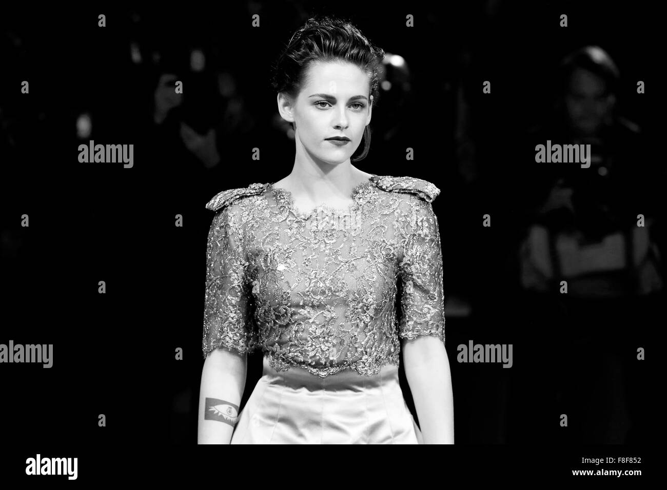 Venise, Italie - 5 SEPTEMBRE : Kristen Stewart assiste à la première de "pairs" au cours de la 72e Festival du Film de Venise en Septembre Banque D'Images