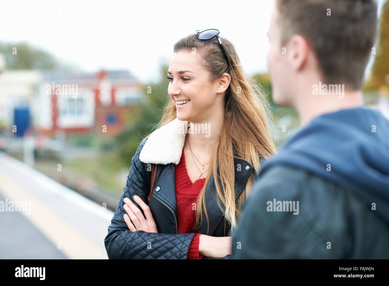 Jeune homme blanc avec jeune femme Banque de photographies et d’images ...