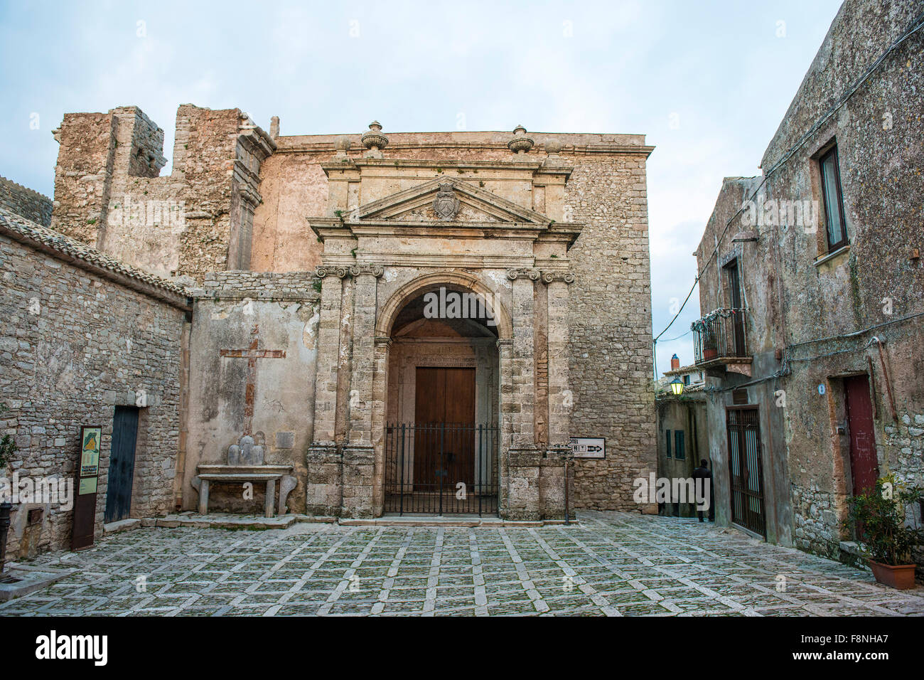 Italie, Sicile, Erice, San Domenico, la place Piazzetta San Domenico Banque D'Images