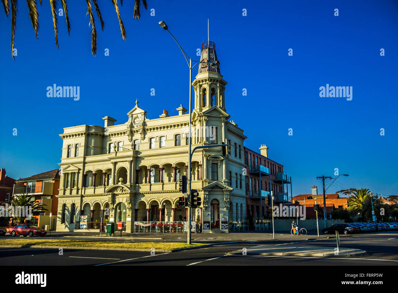 Hotel Victoria construit en 1888, sur le front de l'Albert Park Road, Melbourne, Australie Banque D'Images