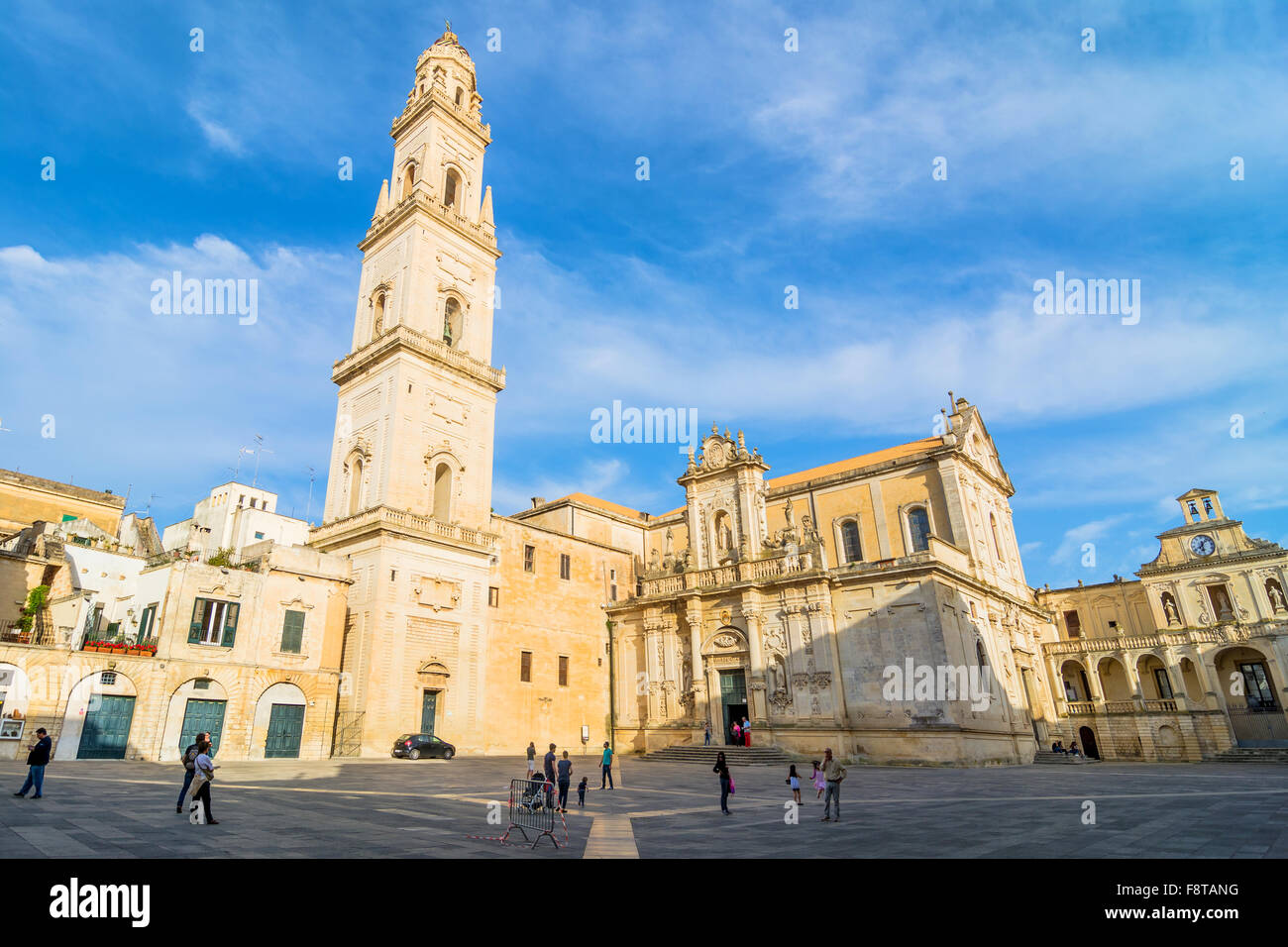 Place Piazza del Duomo avec la cathédrale en Lecce, Italie. Banque D'Images
