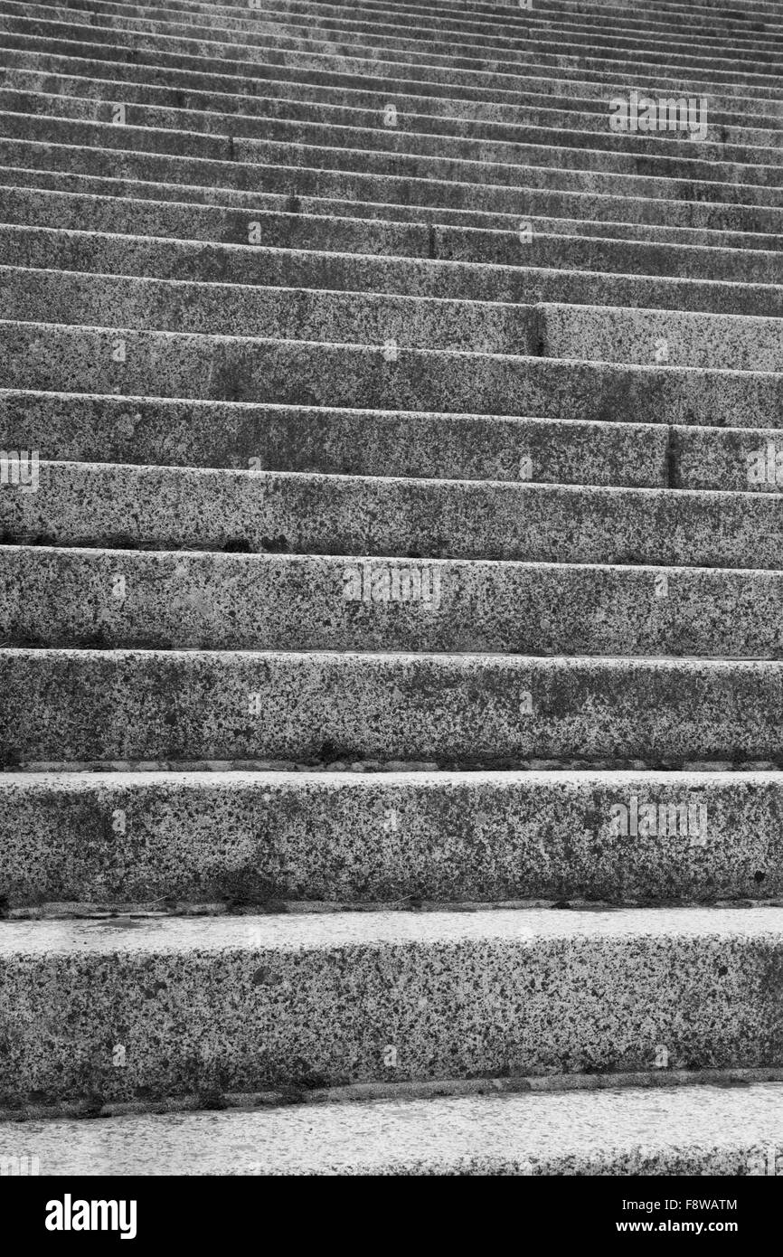 Étapes de granit noir et blanc Banque D'Images