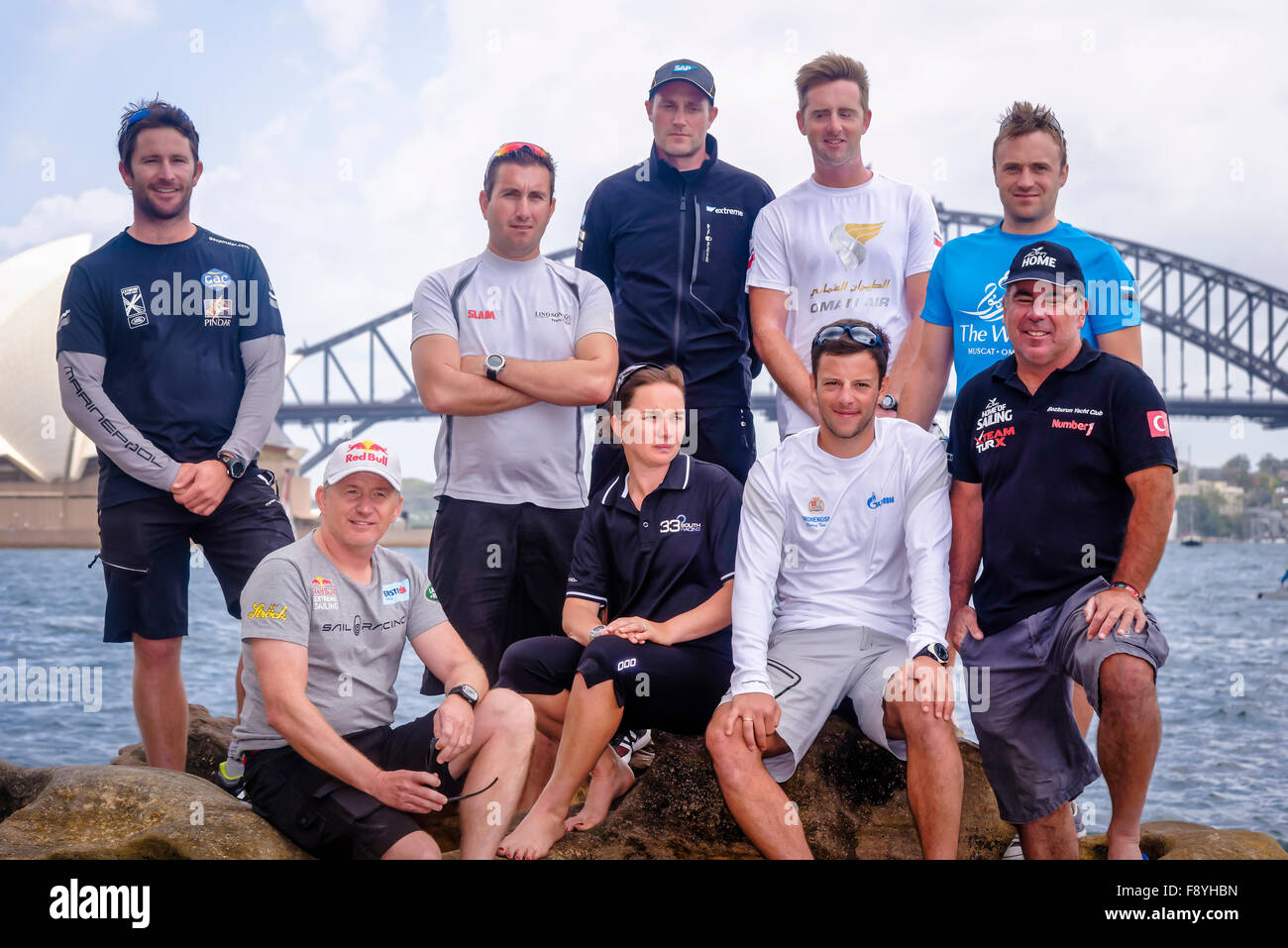 Le port de Sydney, Sydney, Australie. Dec 12, 2015. Extreme Sailing Act 8. Jour 3. Extreme Sailing courses skippers en photo avant le jour 3. Credit : Action Plus Sport/Alamy Live News Banque D'Images