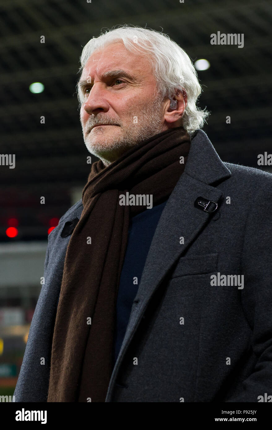 Leverkusen, Allemagne. Dec 12, 2015. Leverkusen Rudi Voeller directeur des sports sur la photo avant le match de football Bundesliga Bayer Leverkusen vs Borussia Moenchengladbach à Leverkusen, Allemagne, 12 décembre 2015. Photo : Guido Kirchner/dpa/Alamy Live News Banque D'Images