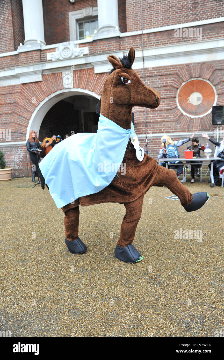 Greenwich, London, UK. 13 décembre 2015. Spectacle annuel de l'course de chevaux pour l'Hospice Demelza, tenue à Greenwich © Matthieu Chat Banque D'Images