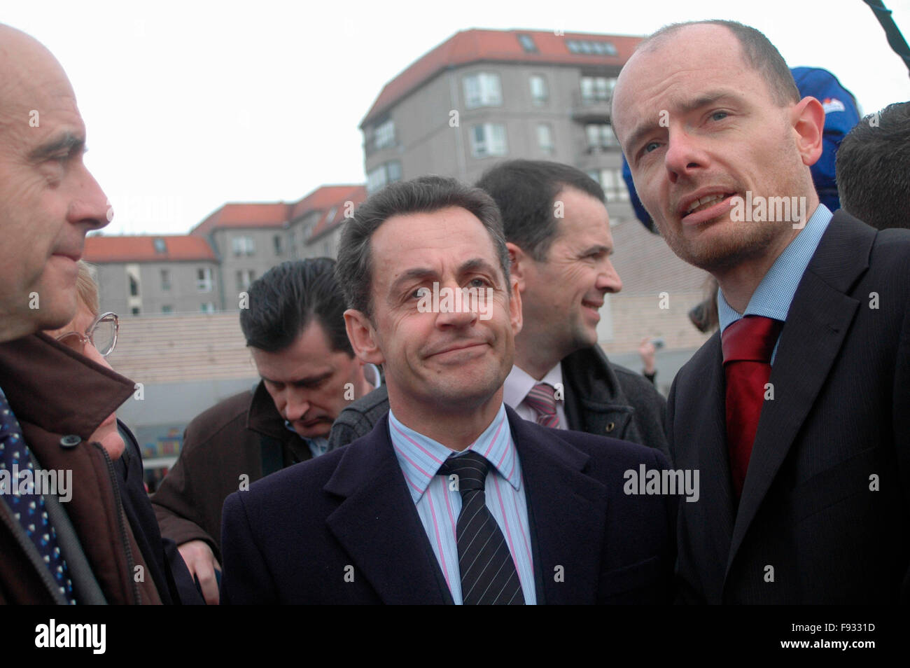 Der franzoesische Praesidentschaftskandidat Nicolas Sarkozy suis Holocaust-Mahnmal ,12. Februar 2007, Berlin-Mitte. Banque D'Images