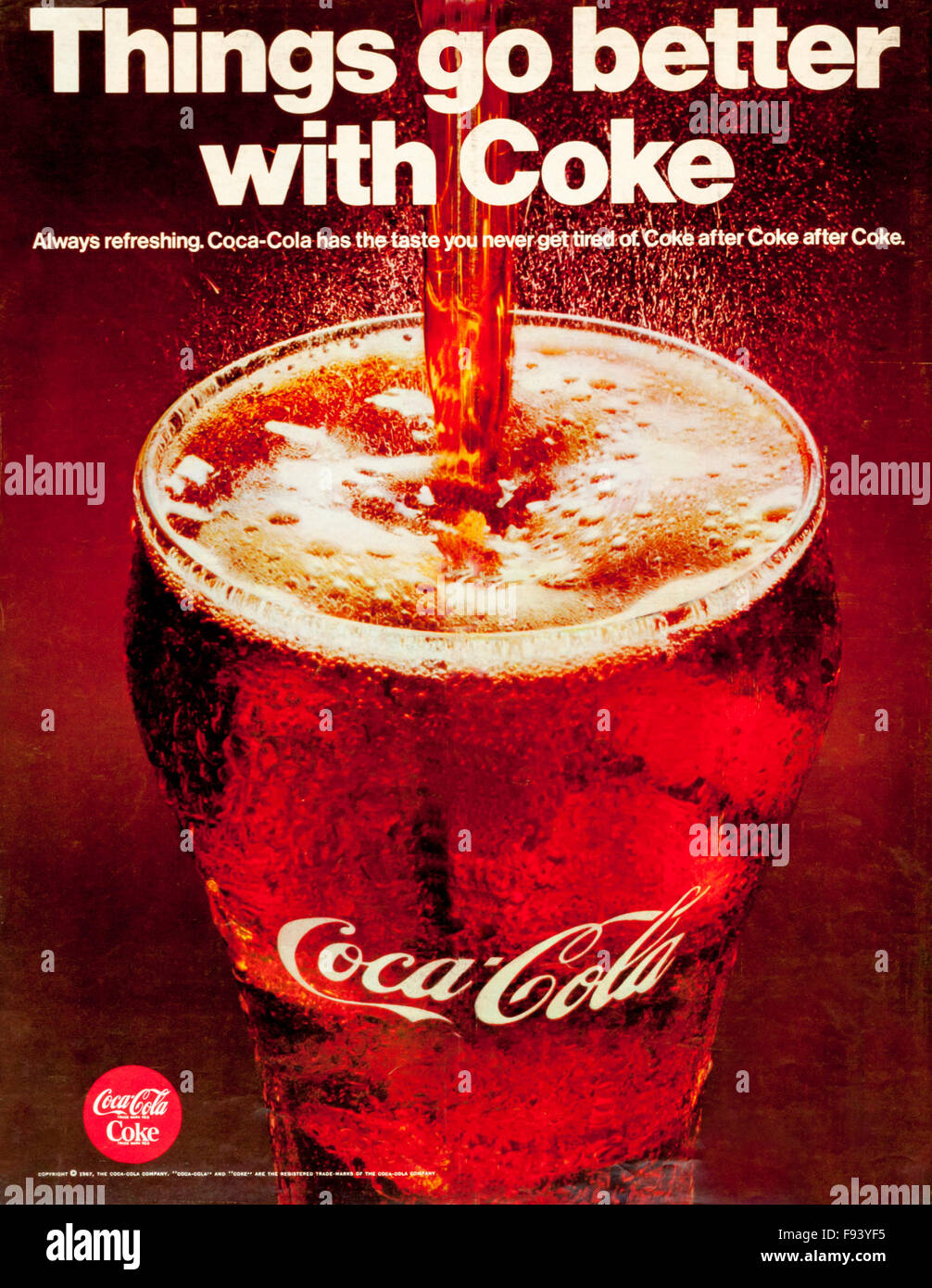 1960 Publicité Publicité Coca-Cola. Tout va mieux avec le coke. Banque D'Images