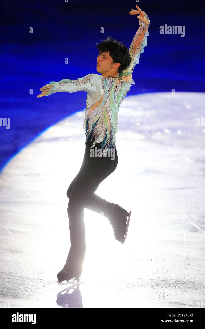 Barcelone, Espagne. 13 Décembre, 2015. Yuzuru Hanyu du Japon s'effectue au cours d'une exhibition gala à la ISU Grand Prix of Figure Skating Final 2015 à Barcelone, Espagne, 13 décembre 2015. © Pau Barrena/Xinhua/Alamy Live News Banque D'Images