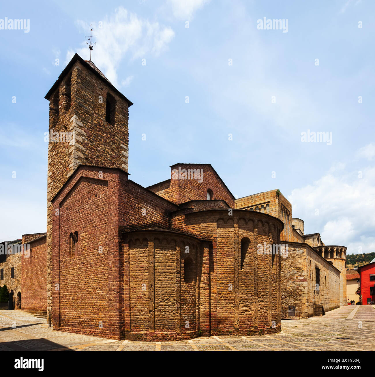 La vue quotidienne de la cathédrale d'Urgel en La Seu d'Urgell. La Catalogne, Espagne Banque D'Images