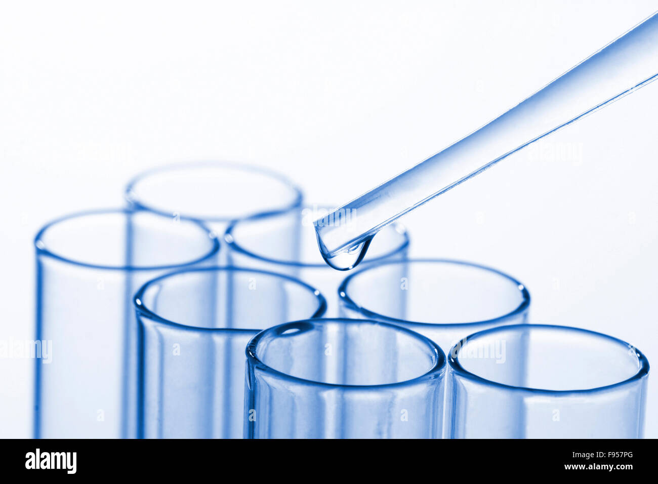Le matériel de laboratoire utilisé dans le monde médical de la santé. Utilisé pour des analyses de sang et d'autres matériaux. Banque D'Images