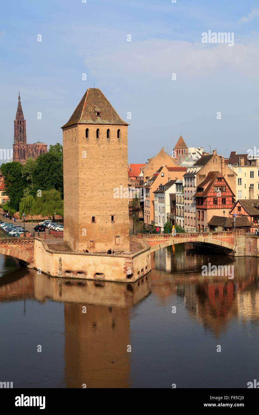 France, Alsace, Strasbourg, Ponts Couverts, des ponts couverts, Ill, Banque D'Images