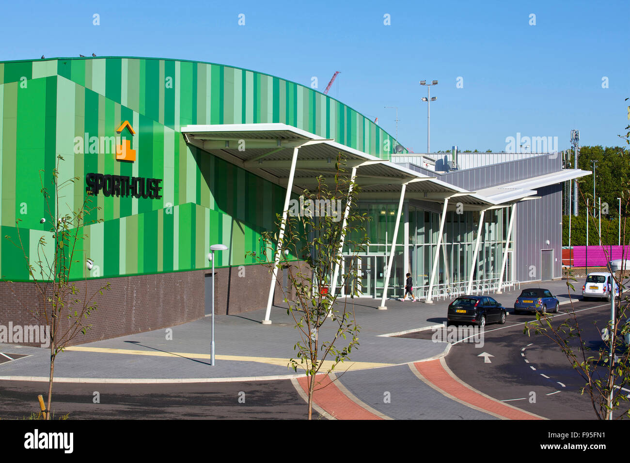 Sporthouse, Mayesbrook Park Sports Arena, Dagenham. Vue extérieure du lieu Sporthouse et son entrée principale. Banque D'Images