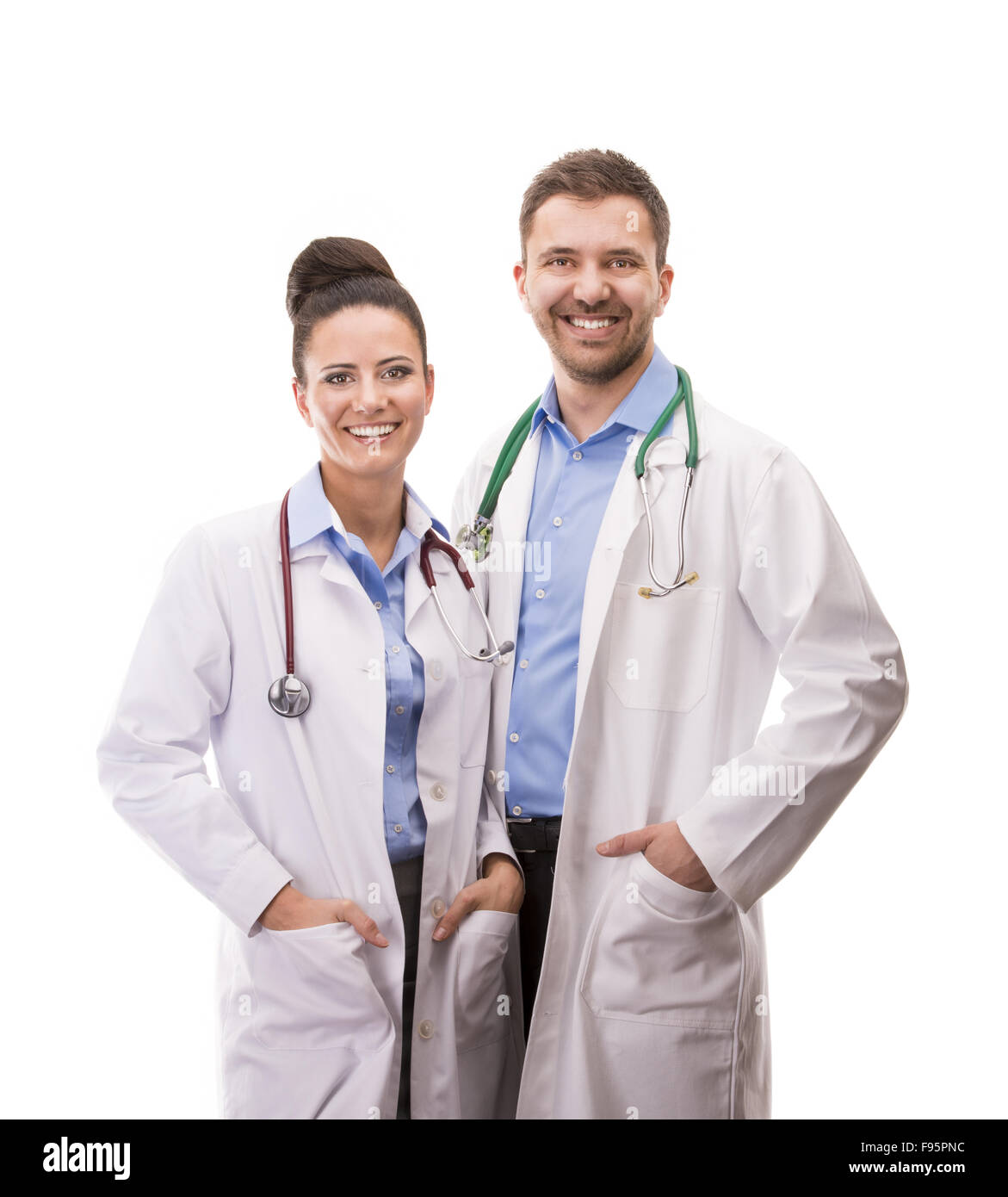 L'équipe médicale de médecins heureux, l'homme et la femme, isolé sur fond blanc Banque D'Images