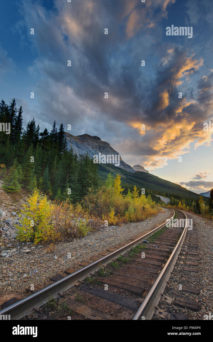Railroad dans le parc national Yoho, en Colombie-Britannique, près de Field, C.-B., Canada Banque D'Images