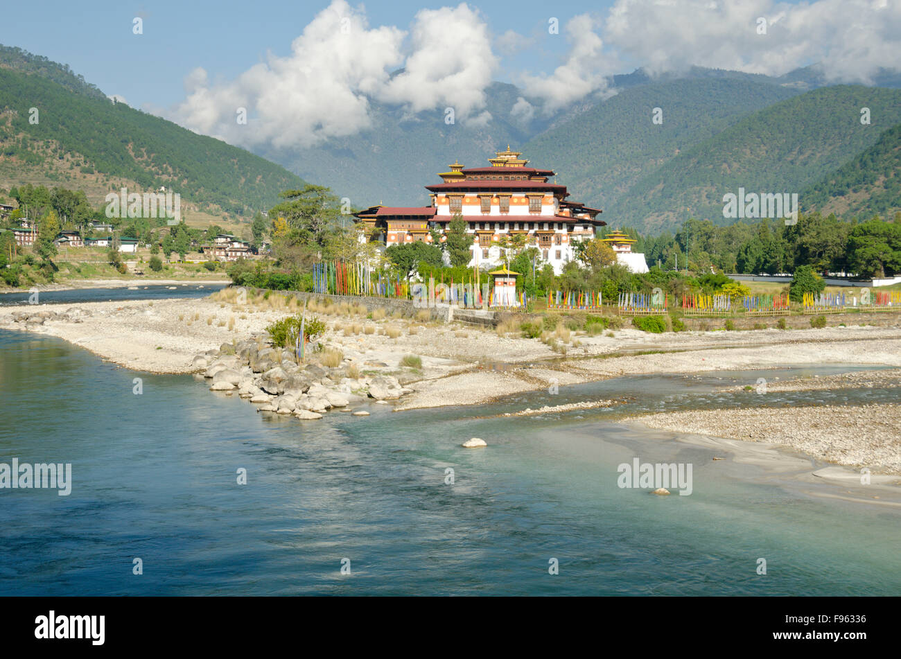 Punakha Dzong près de Punakha, Bhoutan Banque D'Images