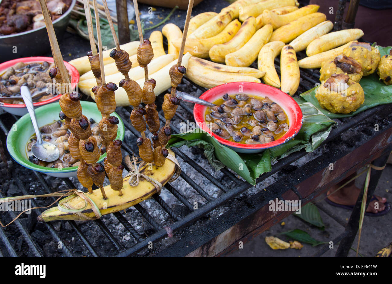 Scènes de marché, Iquitos, la ville la plus importante de la forêt tropicale péruvienne et la cinquième ville du Pérou Banque D'Images