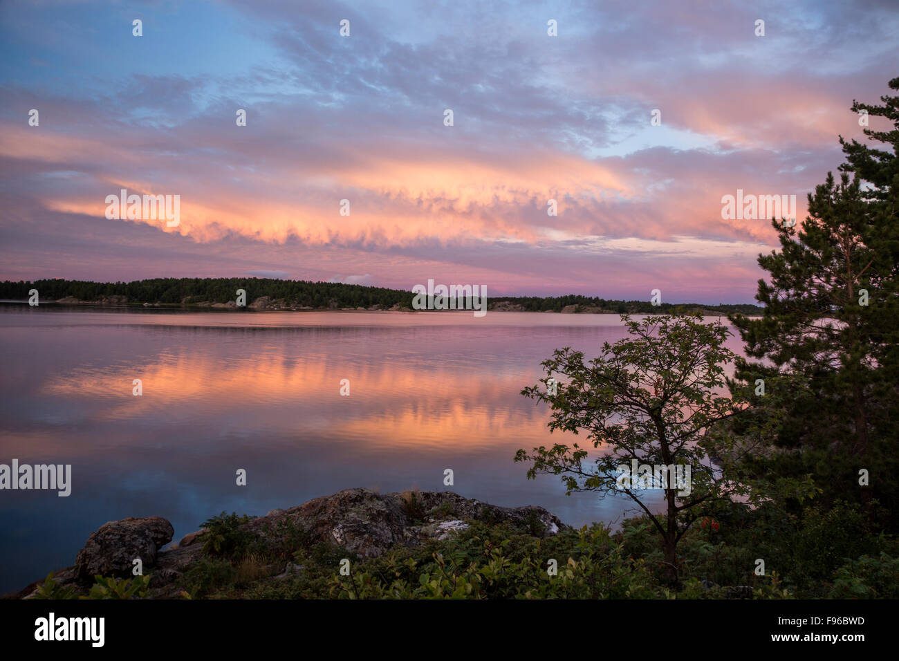 Dawn, Iroquois, Baie Whitefish Falls, Ontario, Canada Banque D'Images