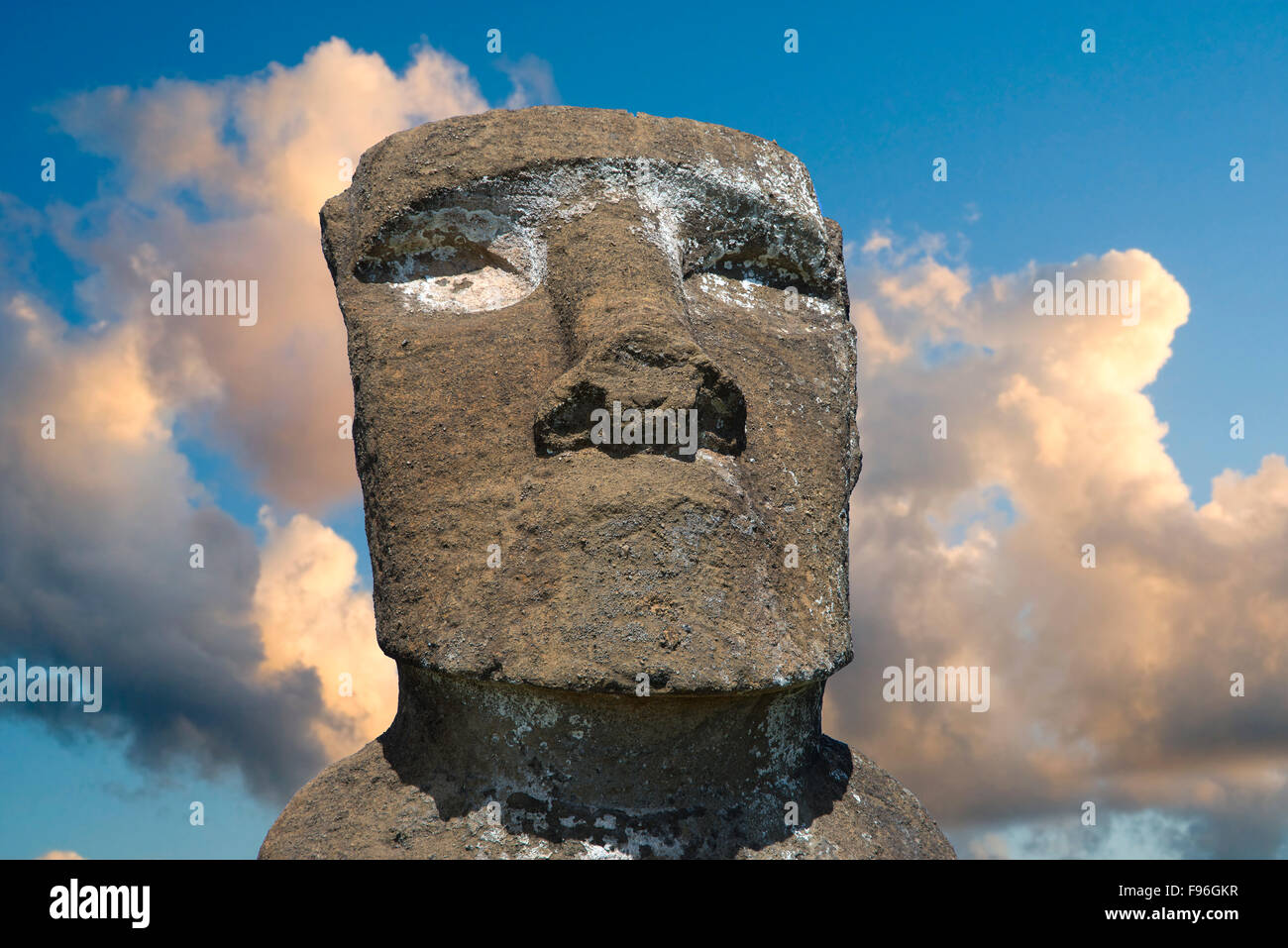 Moai de cérémonie, Akivi, île de Pâques Banque D'Images