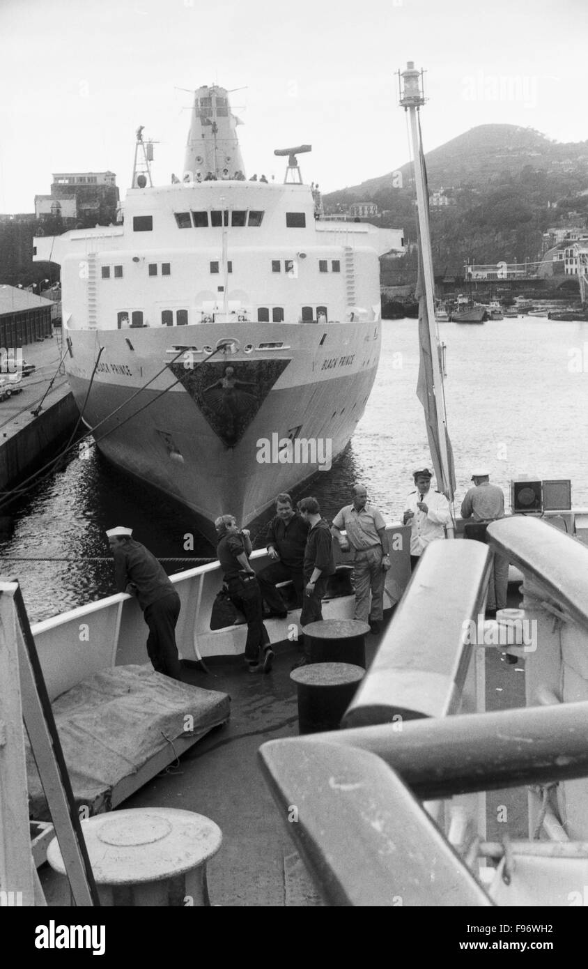 Partie auf einer Seereise nach Marokko, 1960er Jahre. À bord d'un croiseur avec direction Maroc, 1960. Banque D'Images