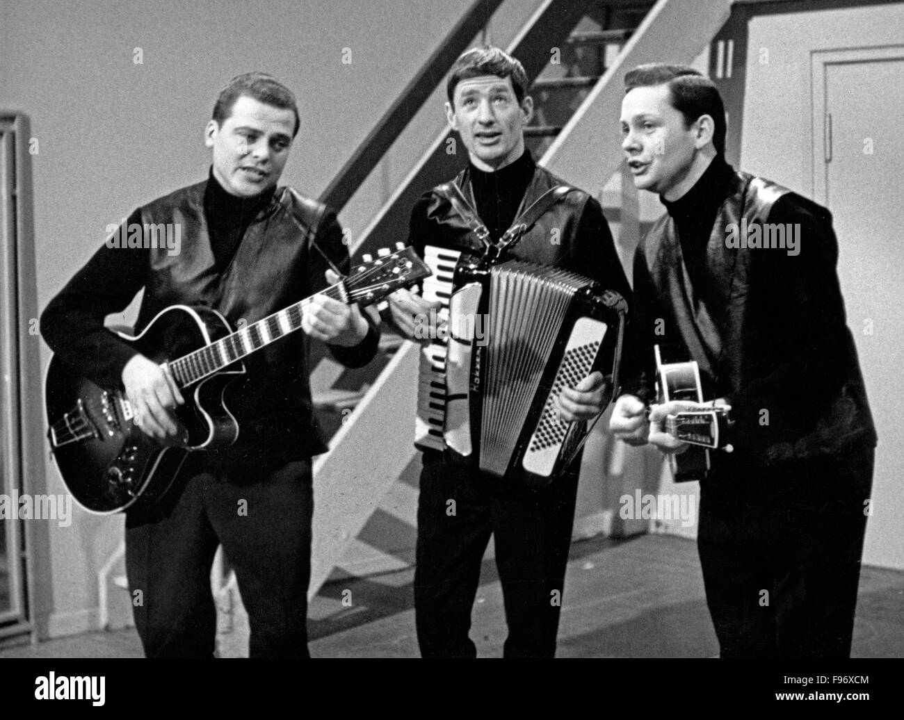Das Medium Terzett, bestehend aus Helmut Niekamp, Wilfried Witte und Lothar Nitschke, Deutschland 1960 er Jahre. Banque D'Images
