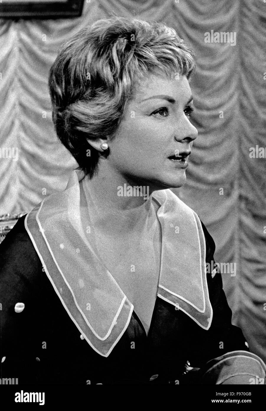 Deutsche Schauspielerin Ruth Leuwerik, 1950er Jahre Deutschland. L'actrice allemande Ruth Leuwerik, l'Allemagne des années 1950. Banque D'Images
