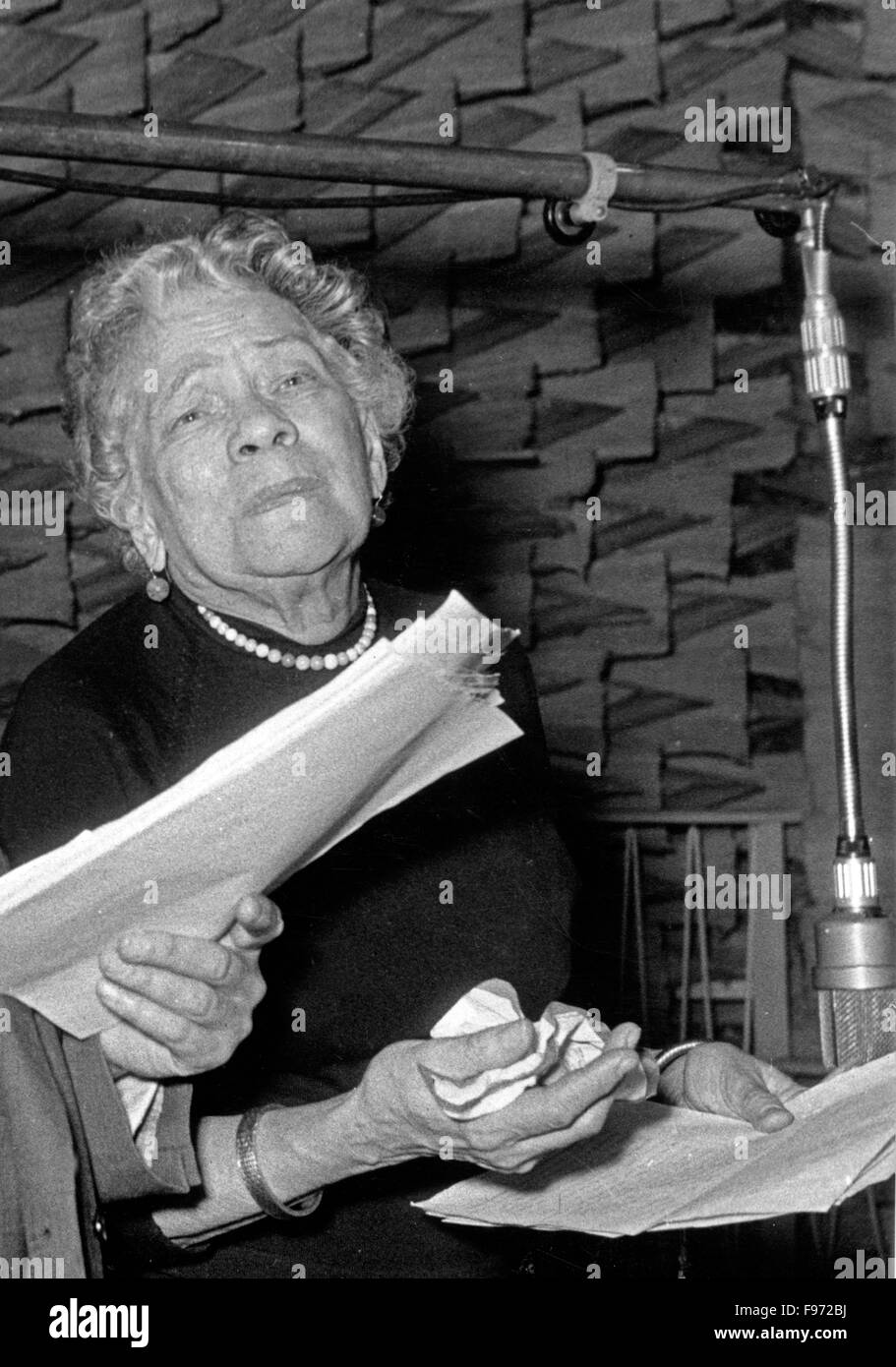 Deutsche Schauspielerin Tilla Durieux, Deutschland 1950er Jahre. L'actrice allemande Tilla Durieux, l'Allemagne des années 1950. Banque D'Images