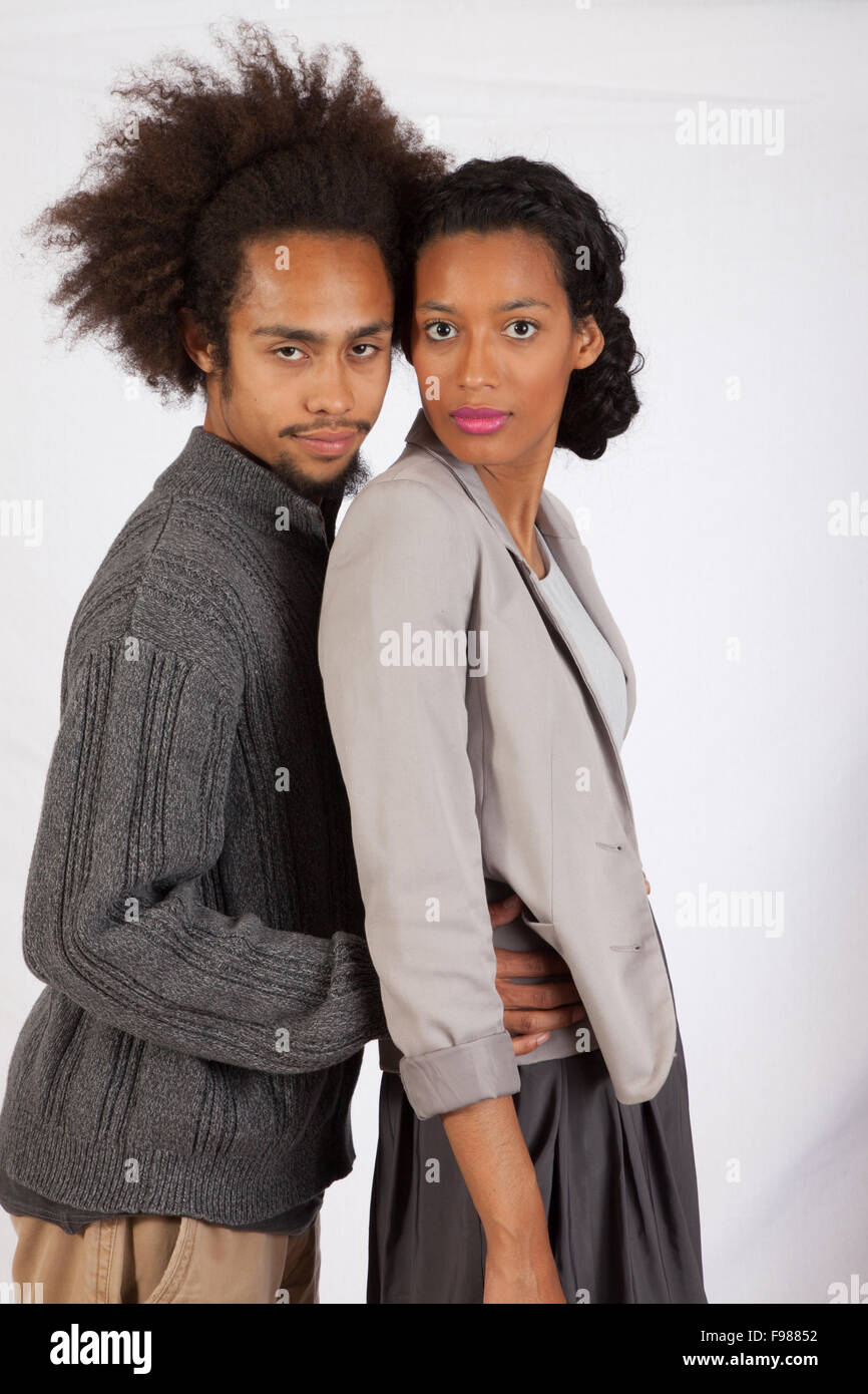 Black couple romantique montrer de l'affection pour l'autre Banque D'Images