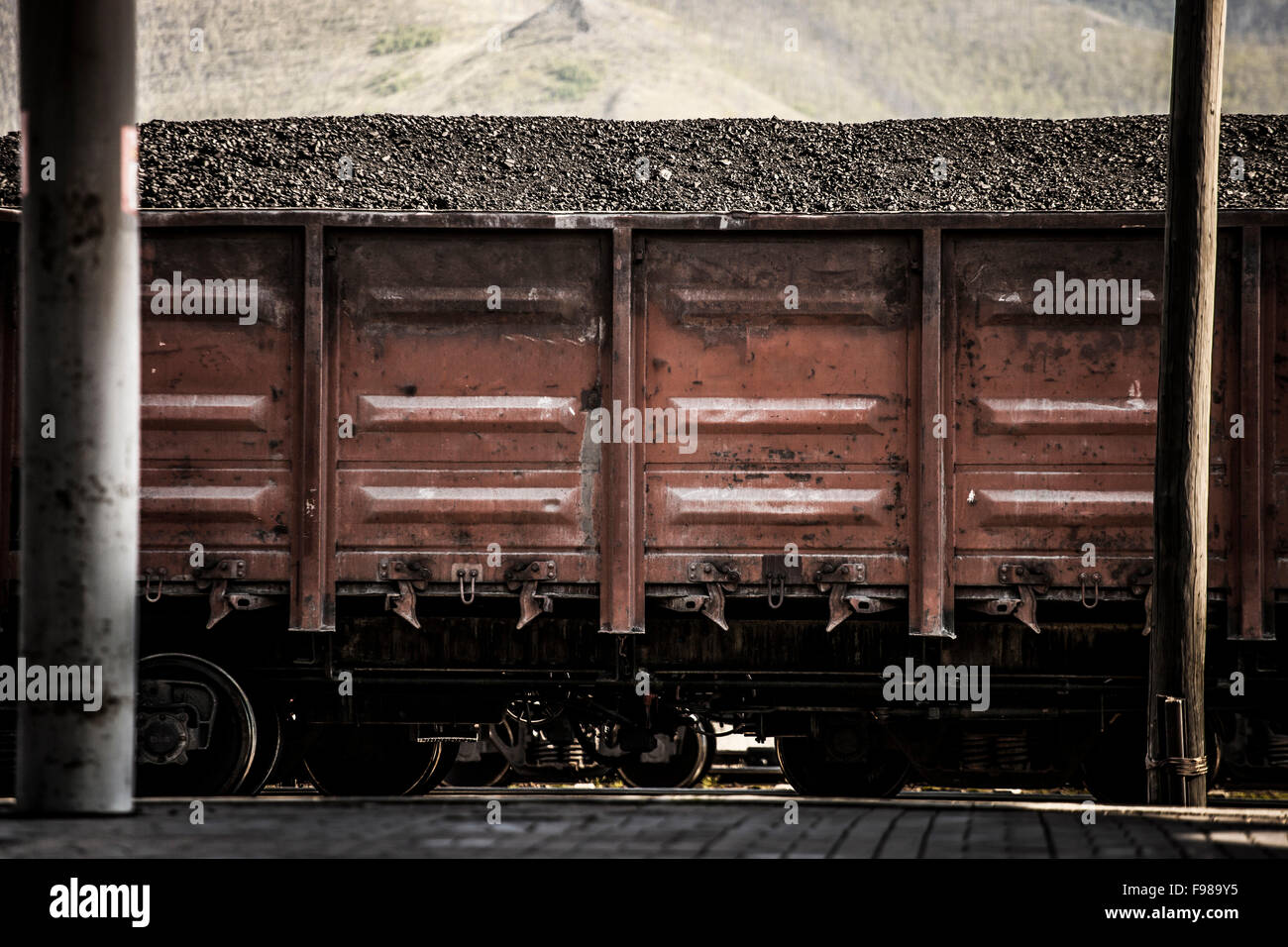 Le charbon dans un wagon Banque D'Images