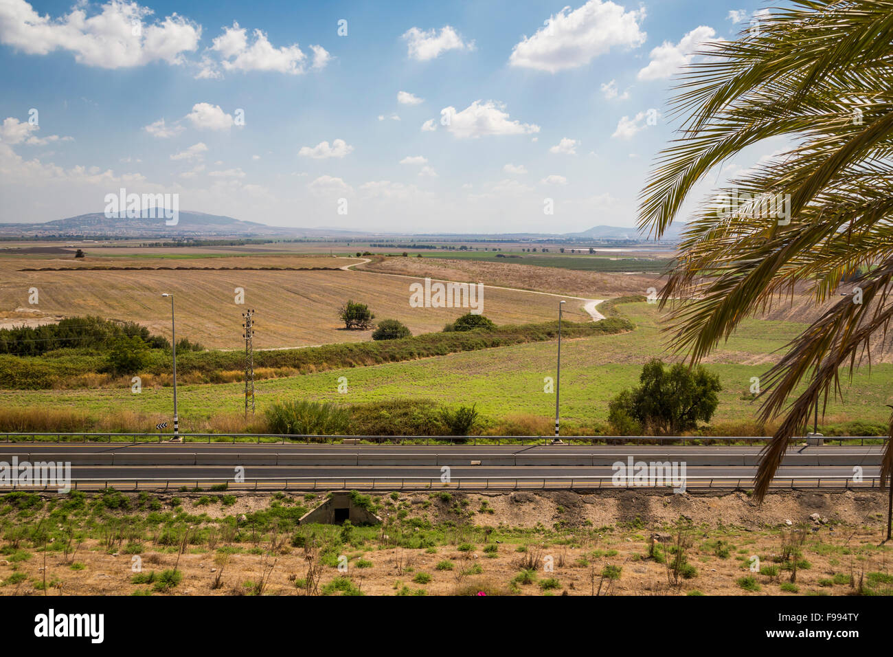 Les ruines et les fouilles de Tel Megiddo dans la vallée de Jezreel, Israël, Moyen Orient. Banque D'Images